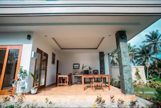 Villa Popolan And Guest House Ubud Exterior foto
