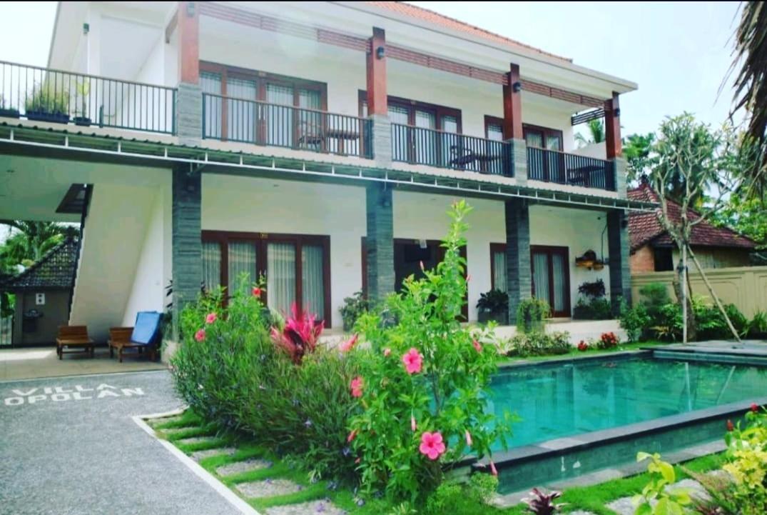 Villa Popolan And Guest House Ubud Exterior foto